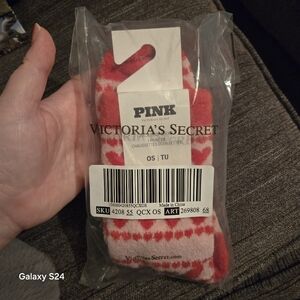 🎄 PINK by Victoria's Secret Fuzzy Socks